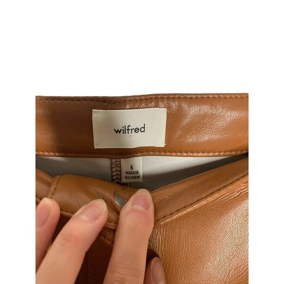 Aritzia Wilfred The Melina Vegan High Waisted Leather Pant - Picture 6 of 7
